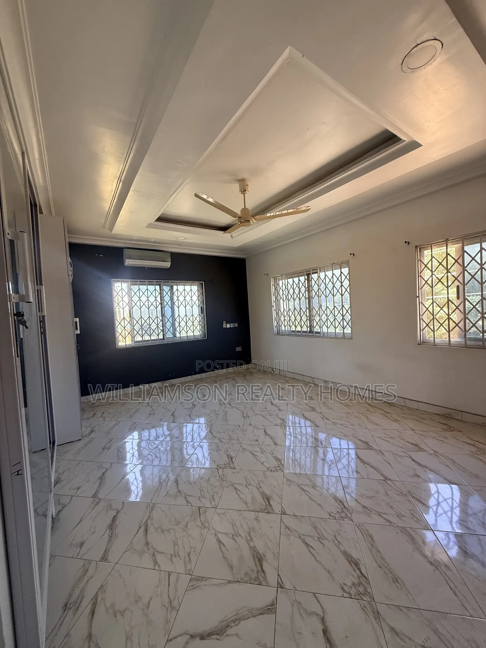 4bdrm House in Spintex Main Road for rent