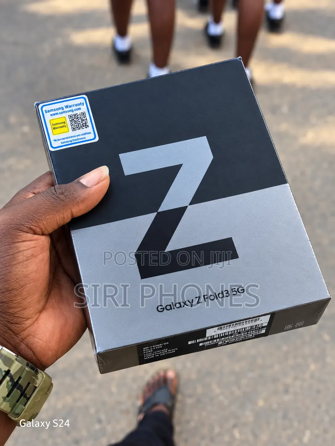 New Samsung Galaxy Z Fold 3 256 GB Black