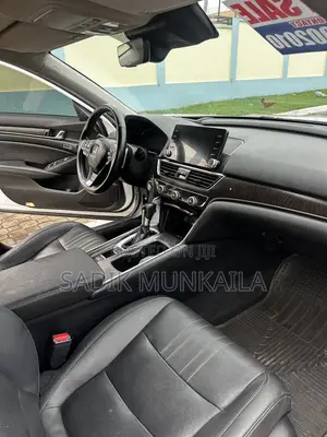 Honda Accord EX-L (1.5L 4cyl Turbo CVT) 2019 White