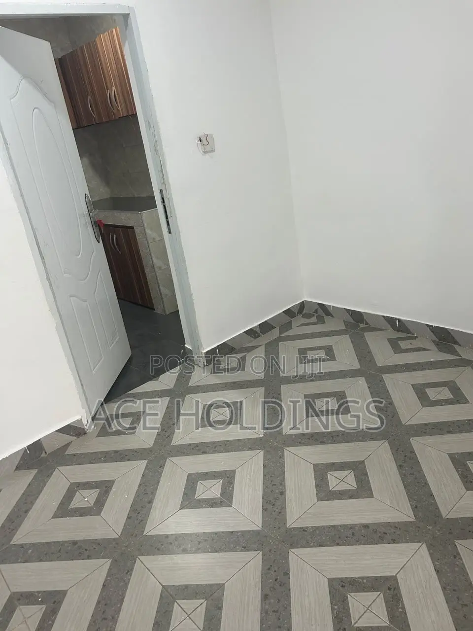 1bdrm Apartment in Tse Addo, Tseaddo for rent