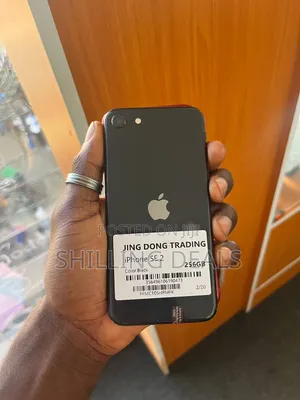 Apple iPhone SE (2020) 256 GB Black
