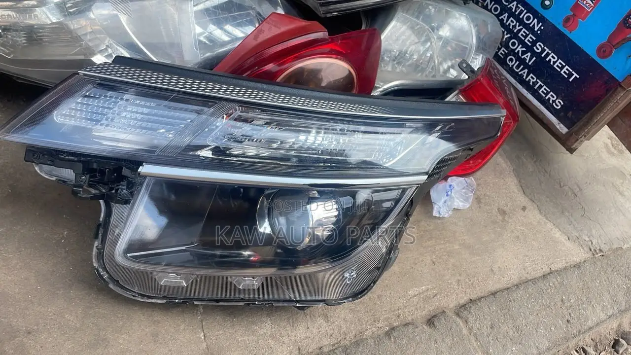 2022,2023,2024,2025,2026 Headlight for Kia Seltos