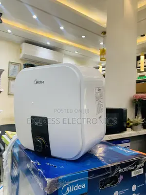 Zealous Sleek Midea 30 LTRS Water Heater (D30-20vd)