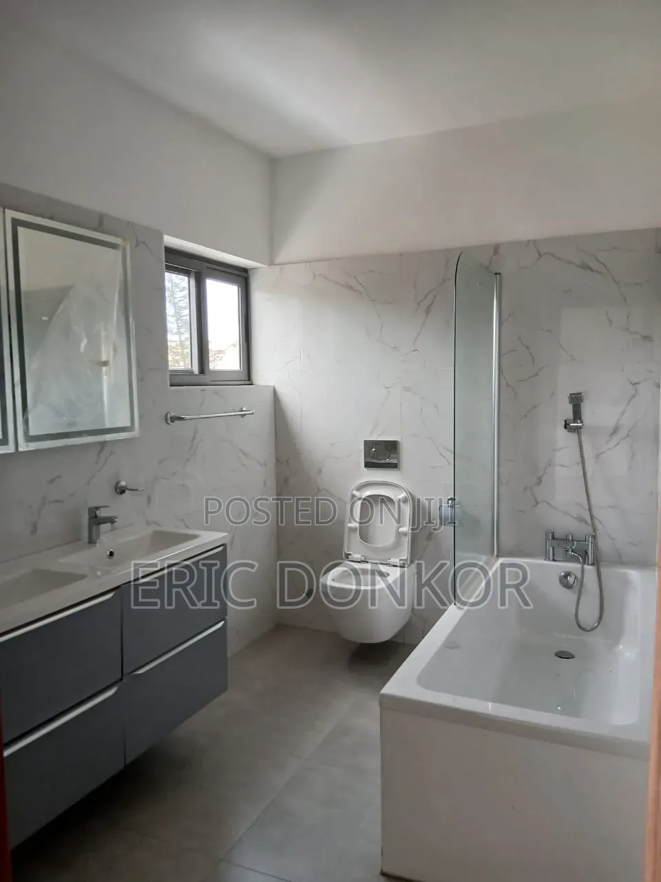 4bdrm Duplex in West Legon, Villa Victoria Hotel for rent