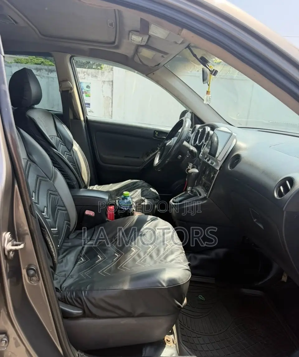 Pontiac Vibe 2008