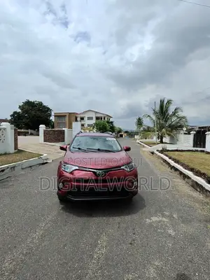 Toyota RAV4 XLE 4dr SUV AWD (2.5L 4cyl 6A) 2018 Red