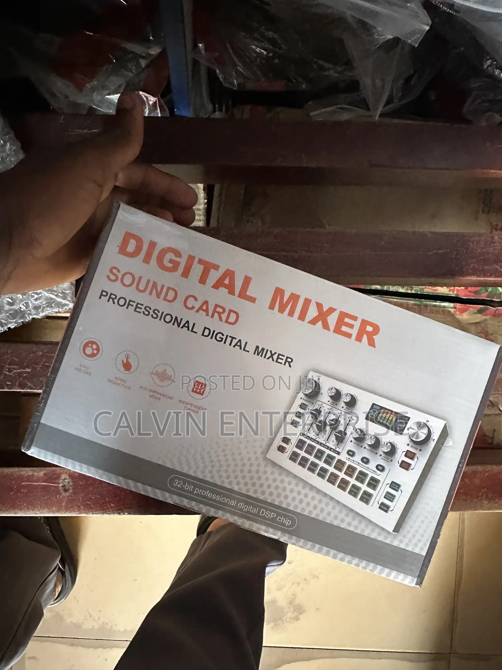 Professional Digital Mixer With Sound