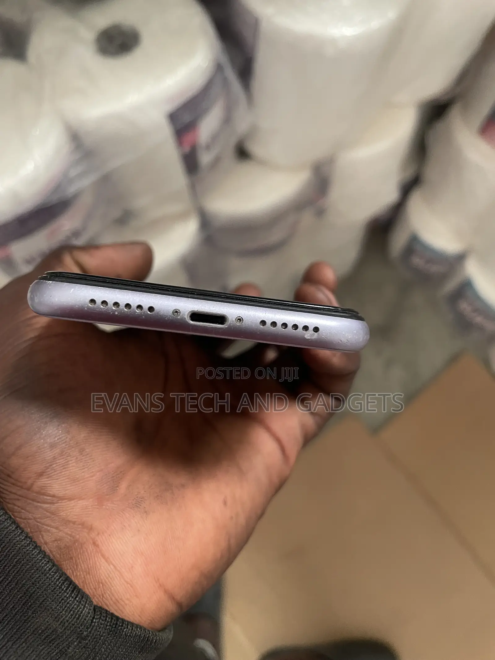 Apple iPhone 11 64 GB Purple