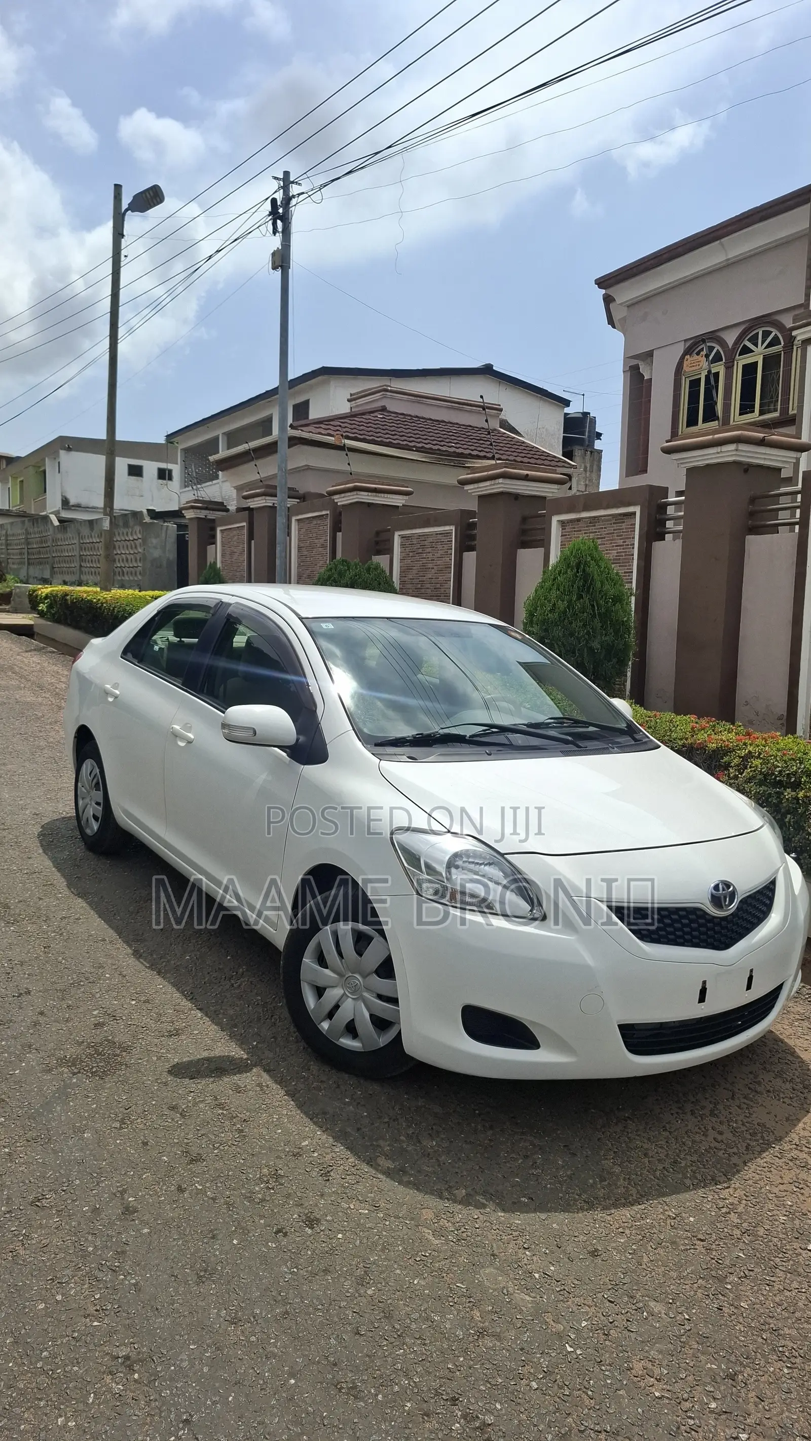 Toyota Belta 2011 White