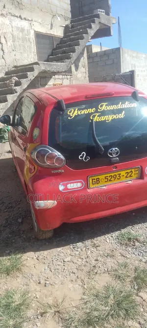 Toyota Aygo 2014 Red