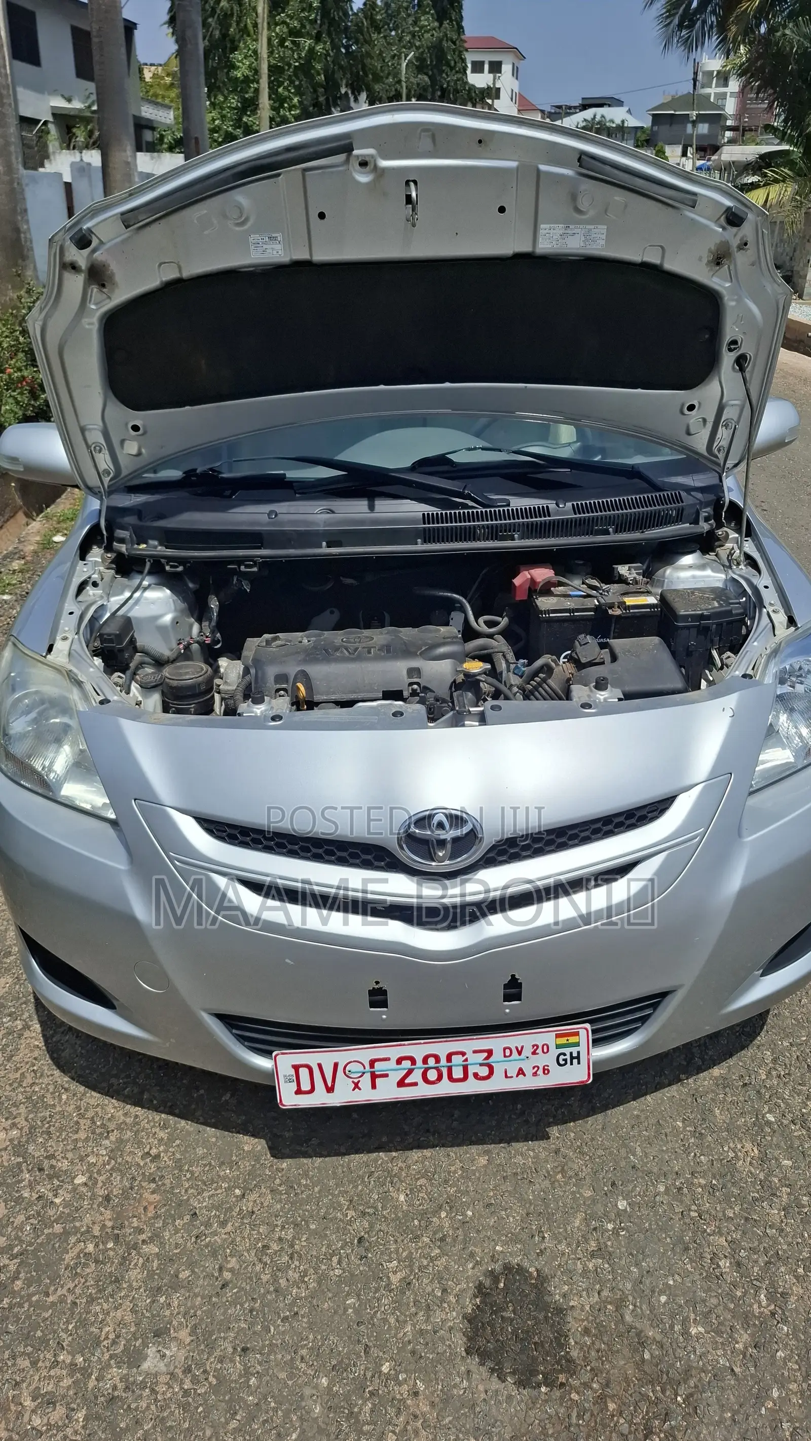 Toyota Belta 2011 Silver