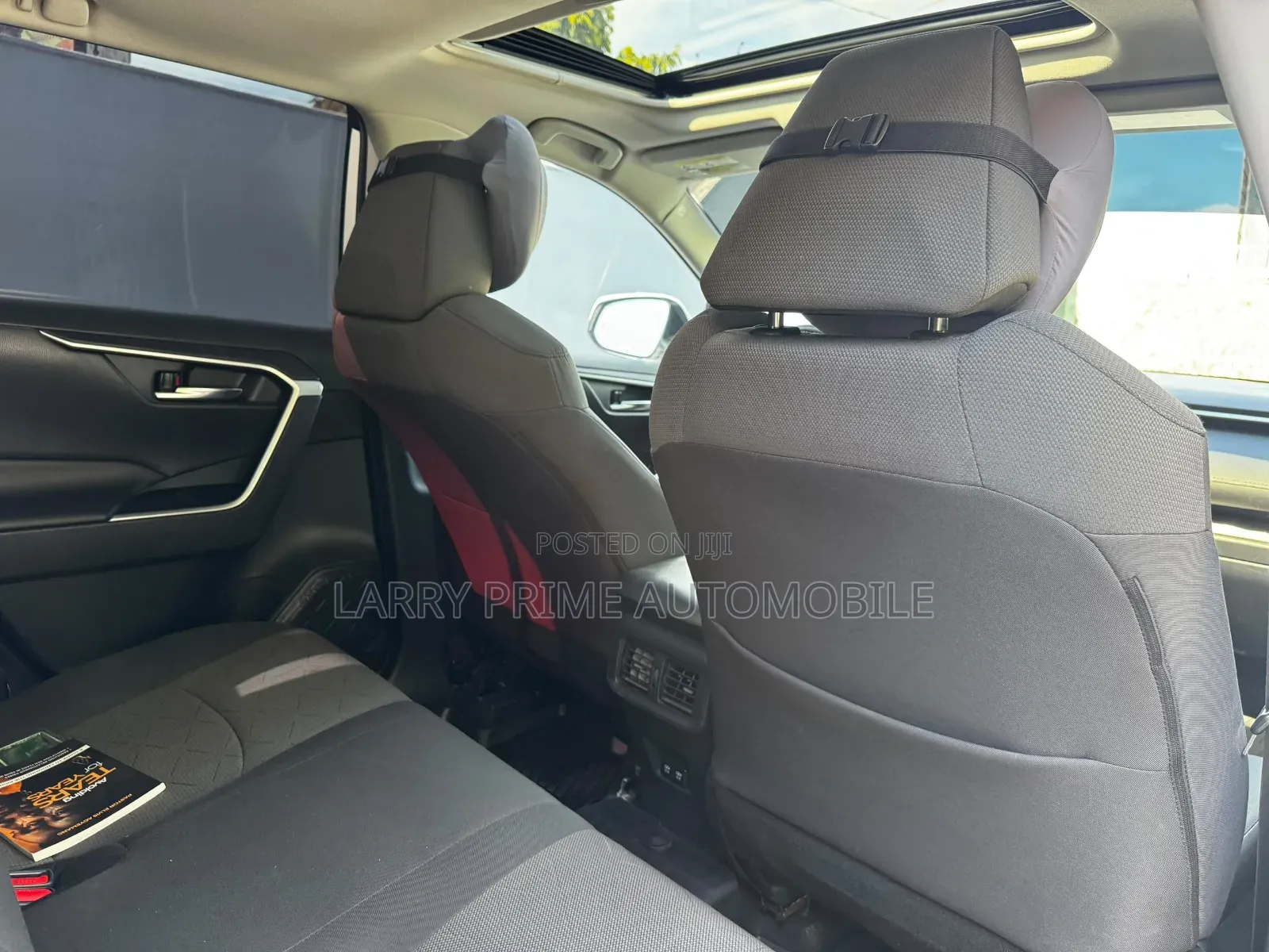 Toyota RAV4 XLE AWD 2020 White