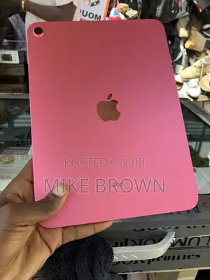 Apple iPad Pro 13 (2025) 64 GB Pink