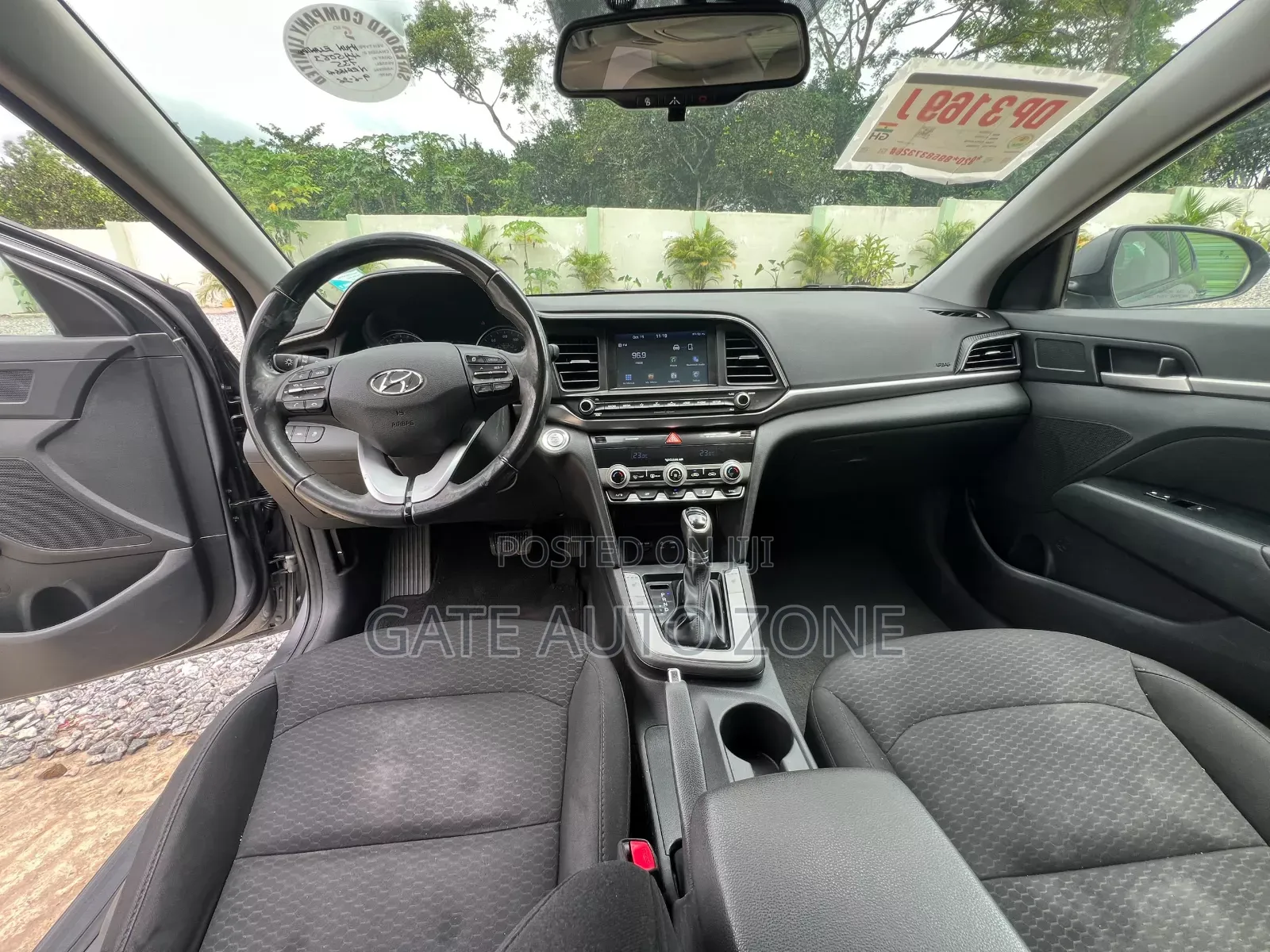 Hyundai Elantra Value Edition 2019 Gray