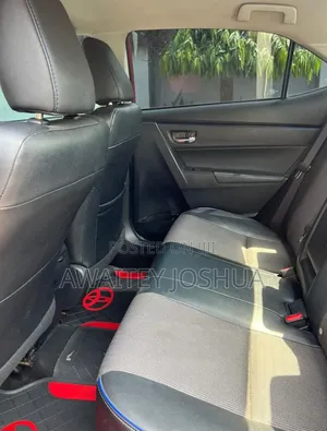 Toyota Corolla 2020 Red