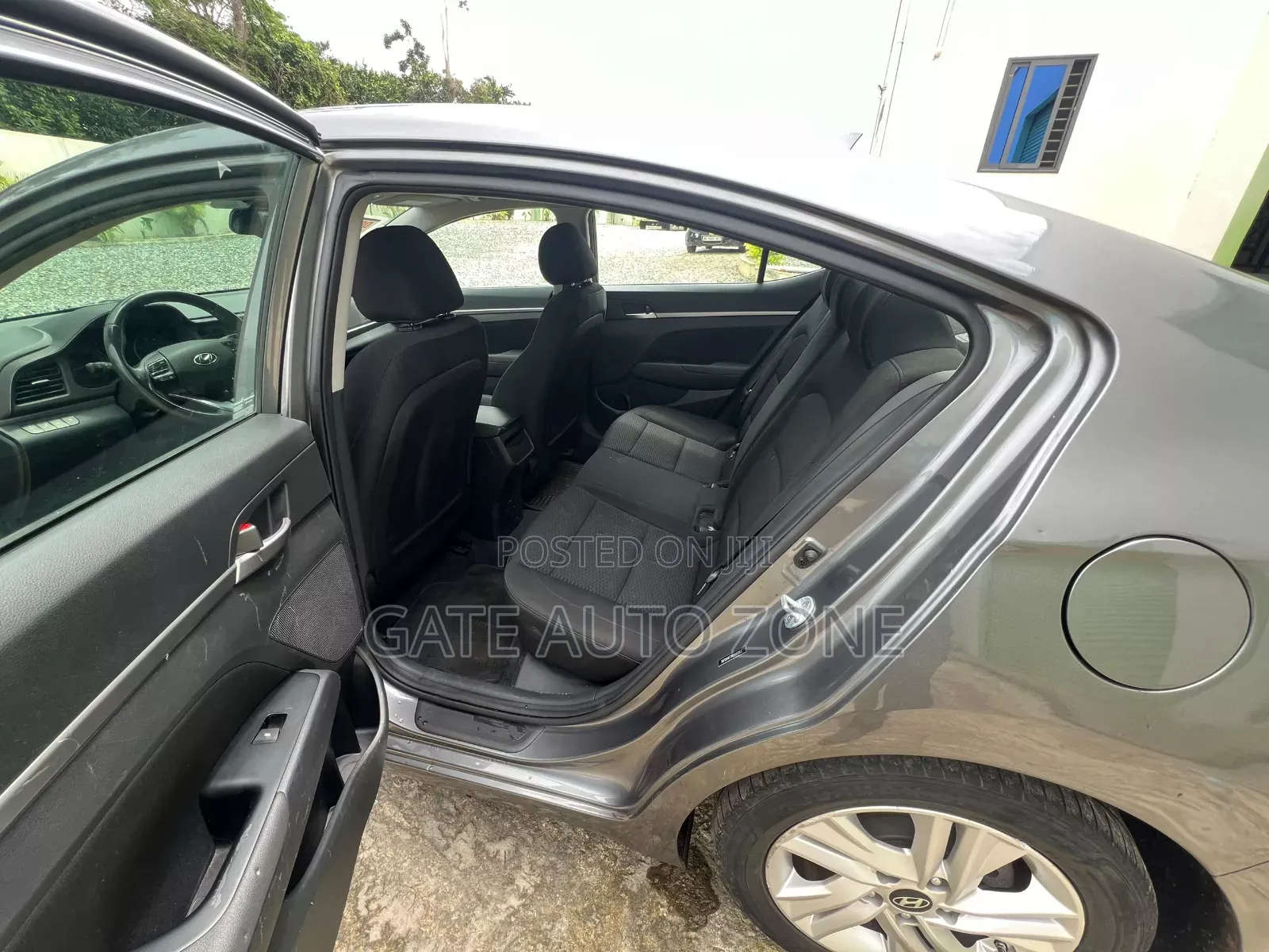 Hyundai Elantra Value Edition 2019 Gray