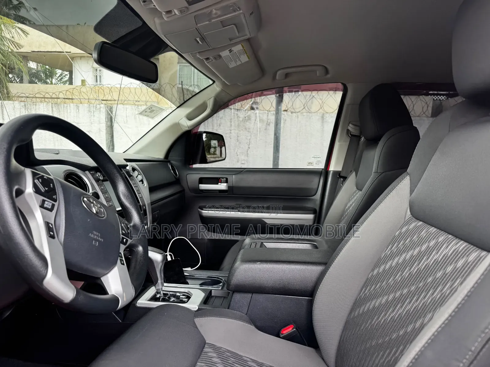 Toyota Tundra SR5 5.7L V8 4x4 CrewMax 5.6 ft. box 145.7 in. WB 2019 Red