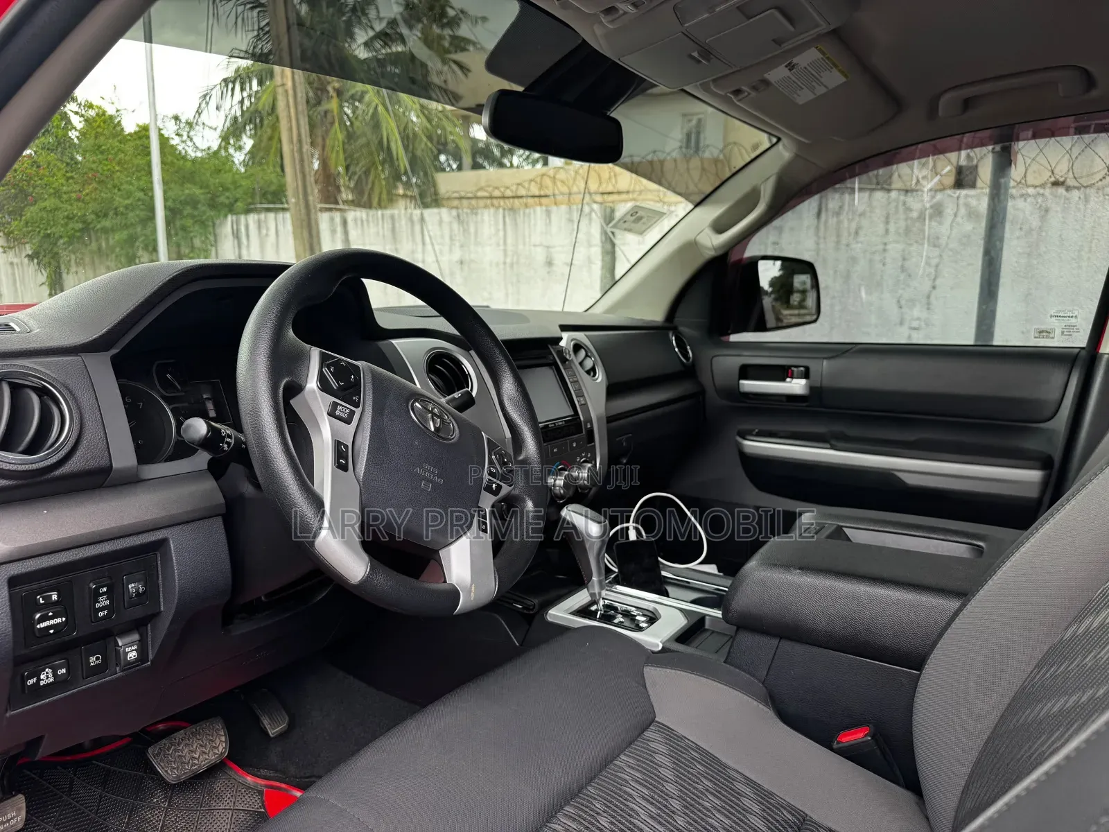 Toyota Tundra SR5 5.7L V8 4x4 CrewMax 5.6 ft. box 145.7 in. WB 2019 Red