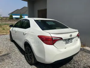 Toyota Corolla 2015 White