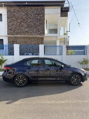 Toyota Corolla LE 2020 Blue