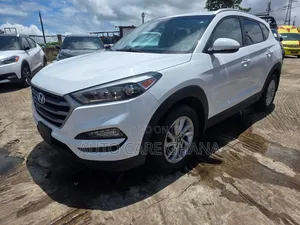 Hyundai Tucson SE FWD 2018 White