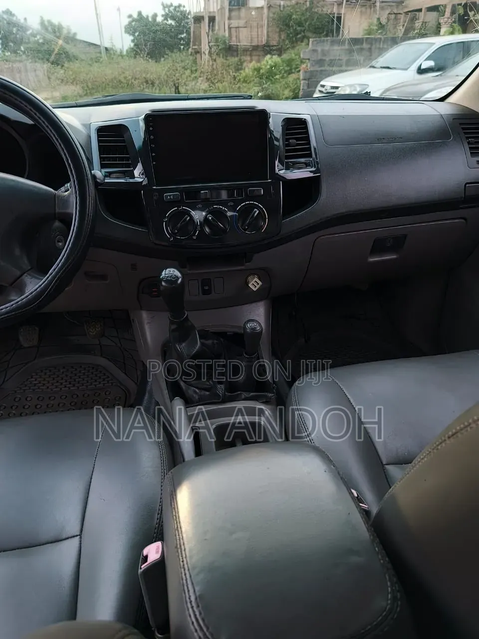 Toyota Hilux 2.5 D-4D 4X4 SRX 2012 Black