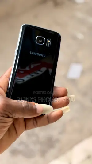 New Samsung Galaxy S7 32 GB Black