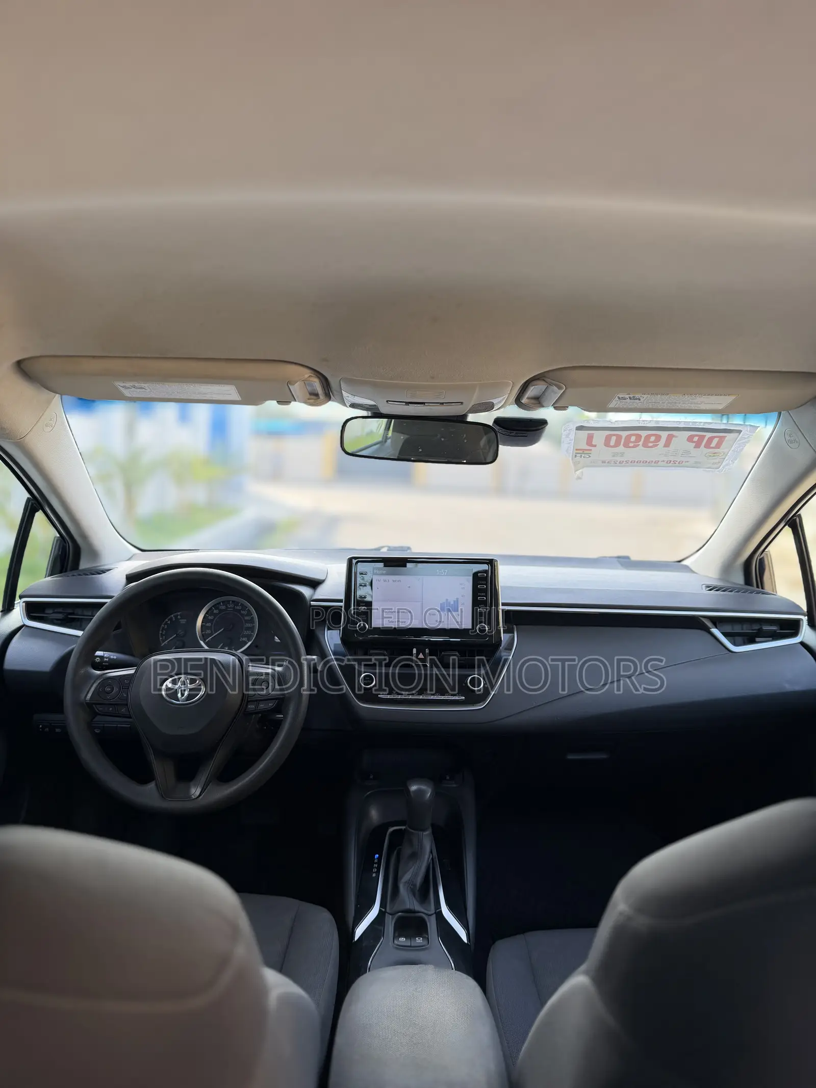 Toyota Corolla LE 2020 Blue