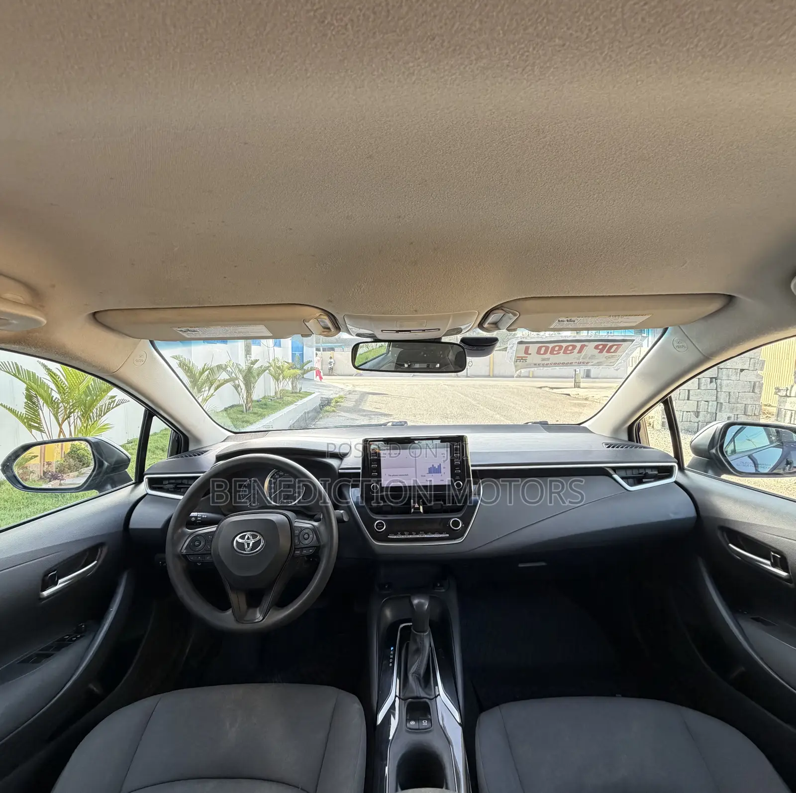 Toyota Corolla LE 2020 Blue