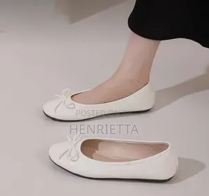 Ladies Flat Shoes
