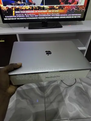 Laptop Apple MacBook 2018 32GB Intel Core i9 SSD 1T