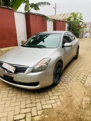 Nissan Altima 2009