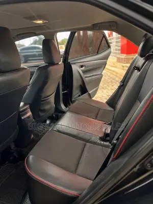 Toyota Corolla S w/Special Edition Pkg (1.8L 4cyl CVT) 2016 Black