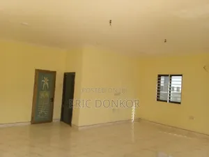 4bdrm Duplex in Adenta, Barrier for rent
