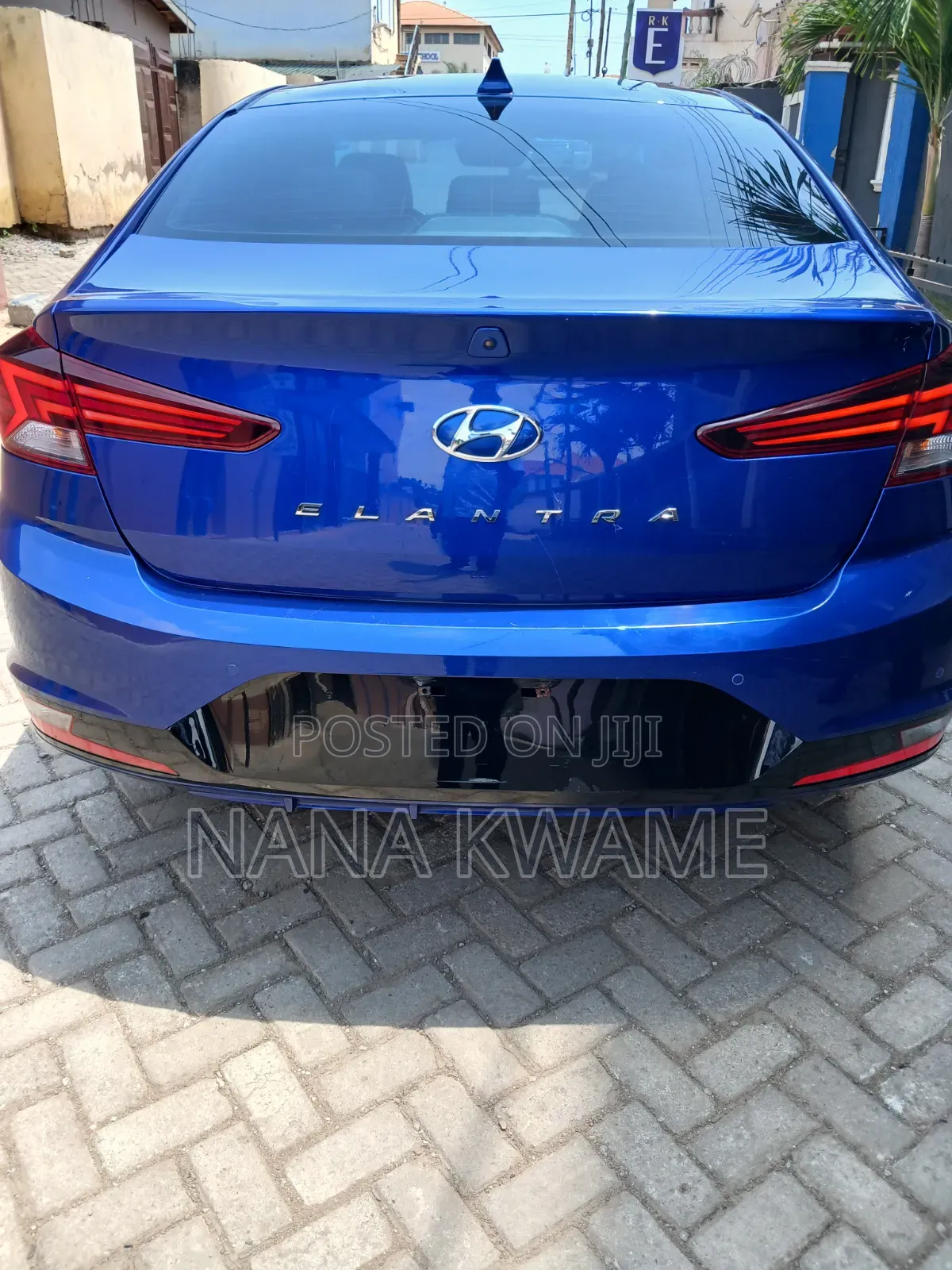 Hyundai Elantra Limited 2020 Blue