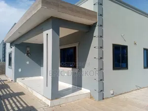 4bdrm Duplex in Adenta, Barrier for rent