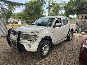 Mitsubishi L200 Double Cab 2.5 136hp 4WD 2009 White