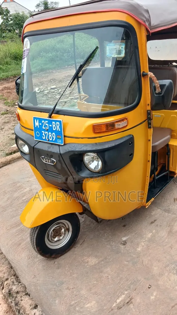 Bajaj RE 2025 Yellow