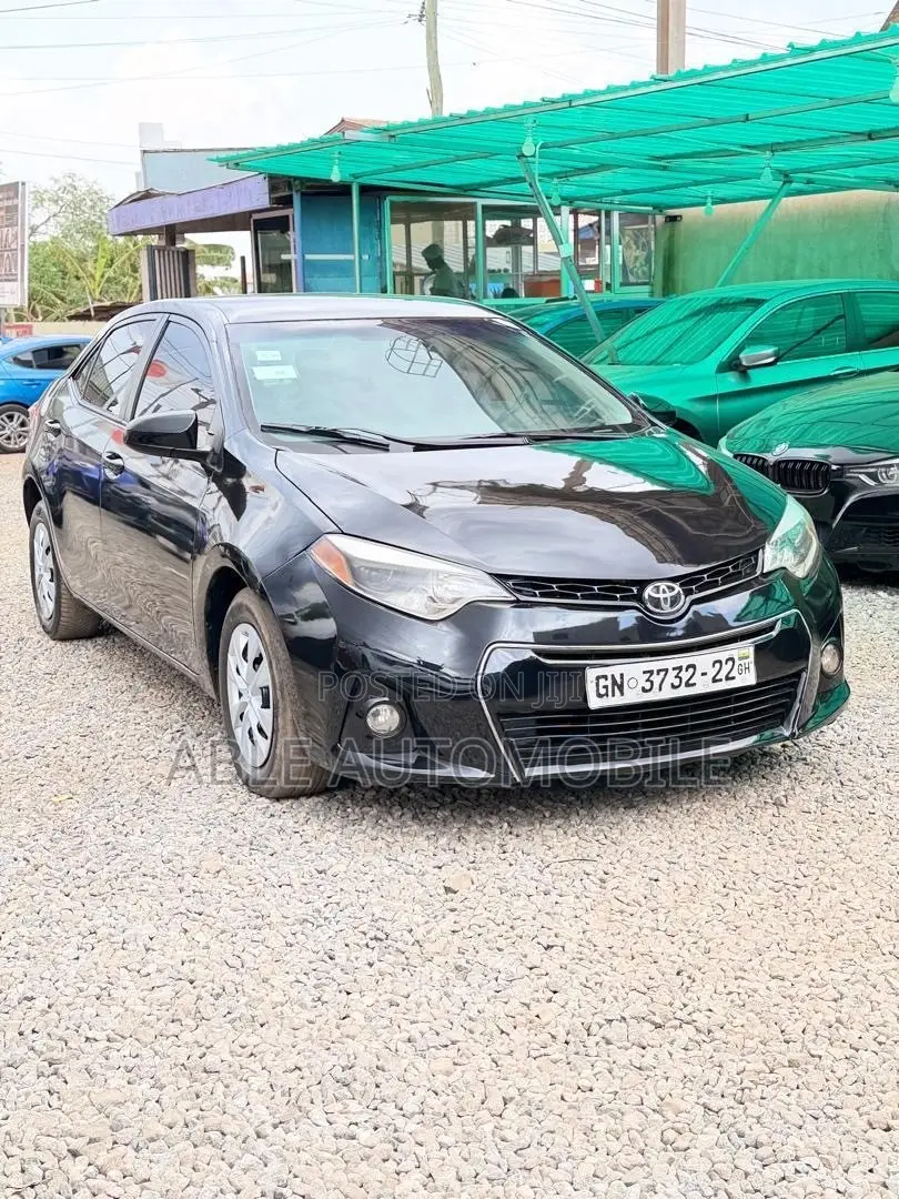 Toyota Corolla LE 4dr Sedan (1.8L 4cyl CVT) 2016 Black