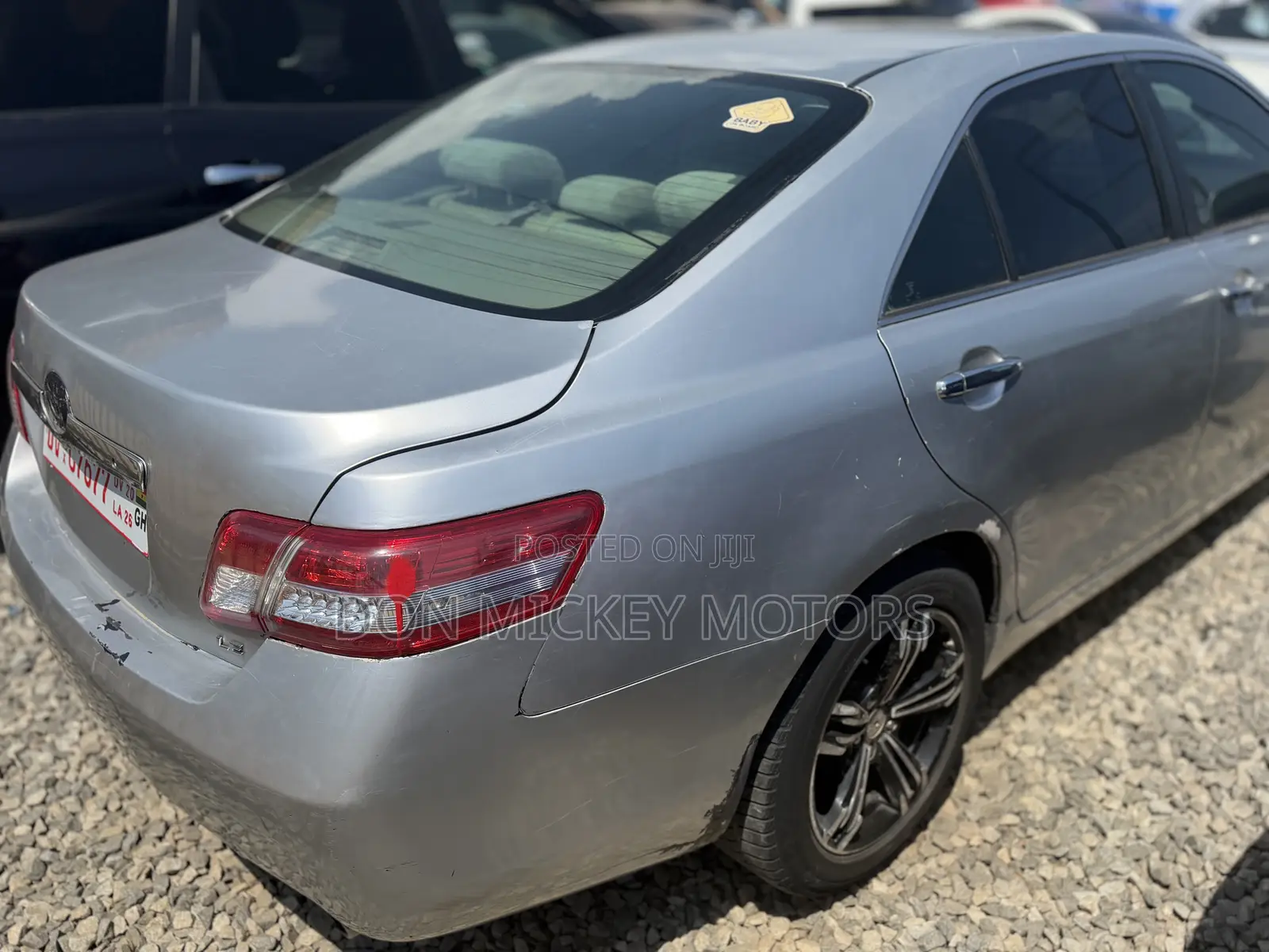 Toyota Camry LE 4dr Sedan (2.5L 4cyl 6AM) 2010 Silver