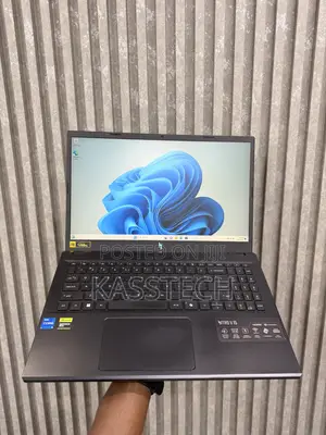 Laptop Acer Nitro V 15 16GB Intel Core i5 SSD 512GB