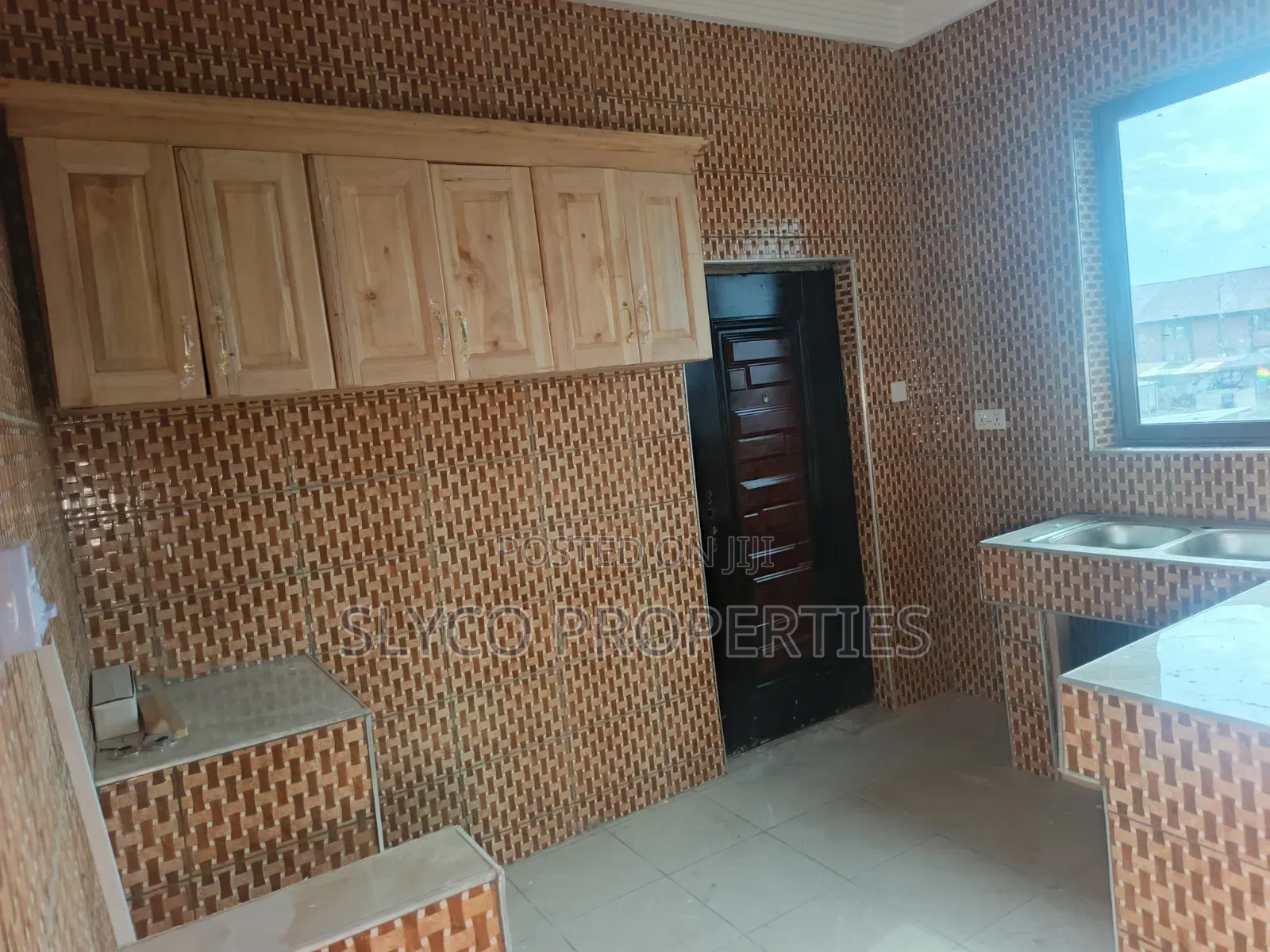 2bdrm Apartment in Koforidua Okorase, New-Juaben Municipal for rent