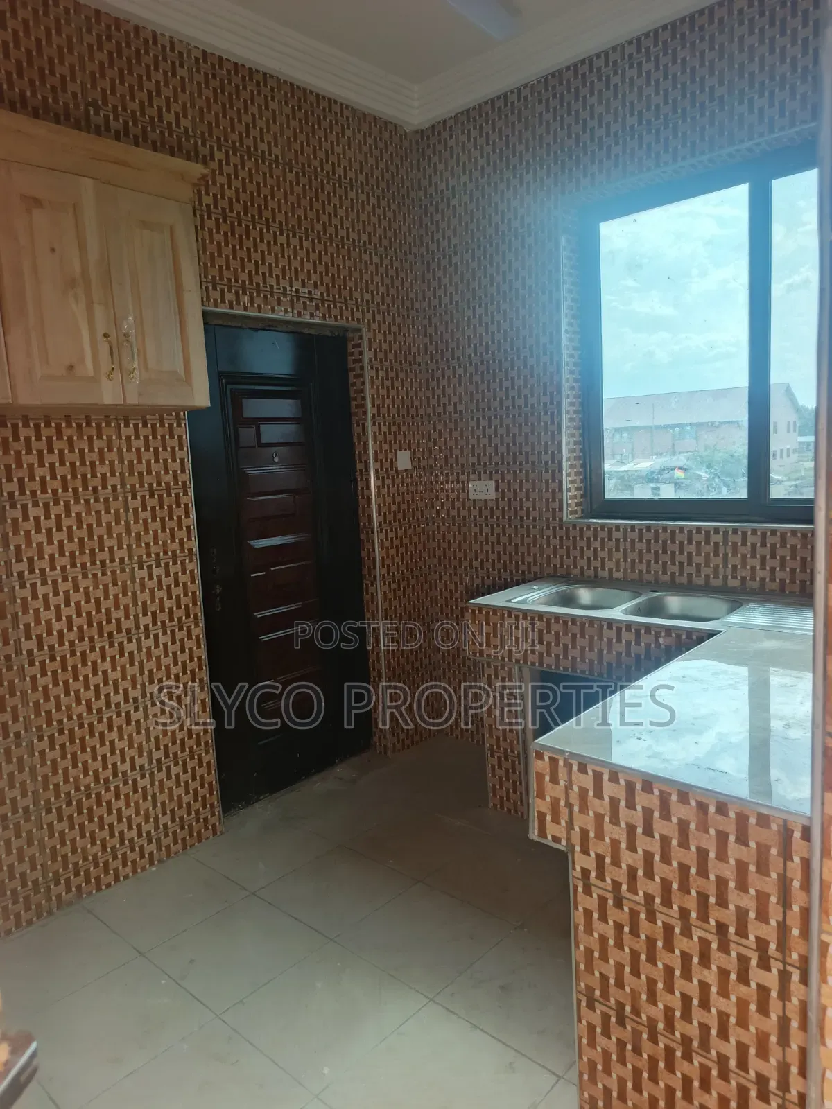 2bdrm Apartment in Koforidua Okorase, New-Juaben Municipal for rent