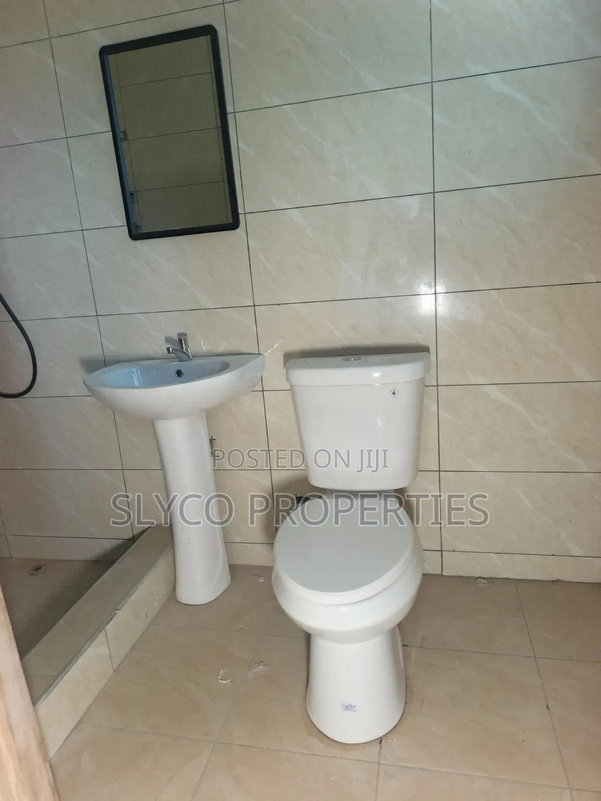 2bdrm Apartment in Koforidua Okorase, New-Juaben Municipal for rent