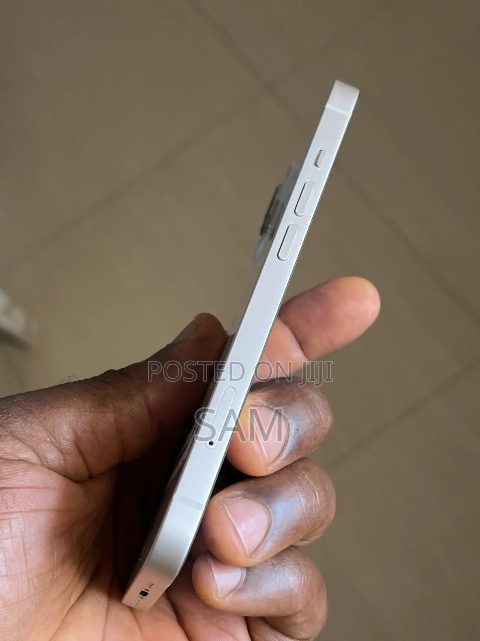 Apple iPhone 13 128 GB White