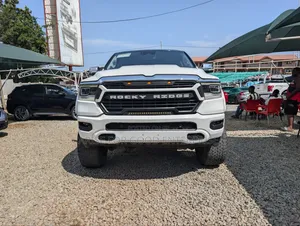 RAM 1500 2022 White