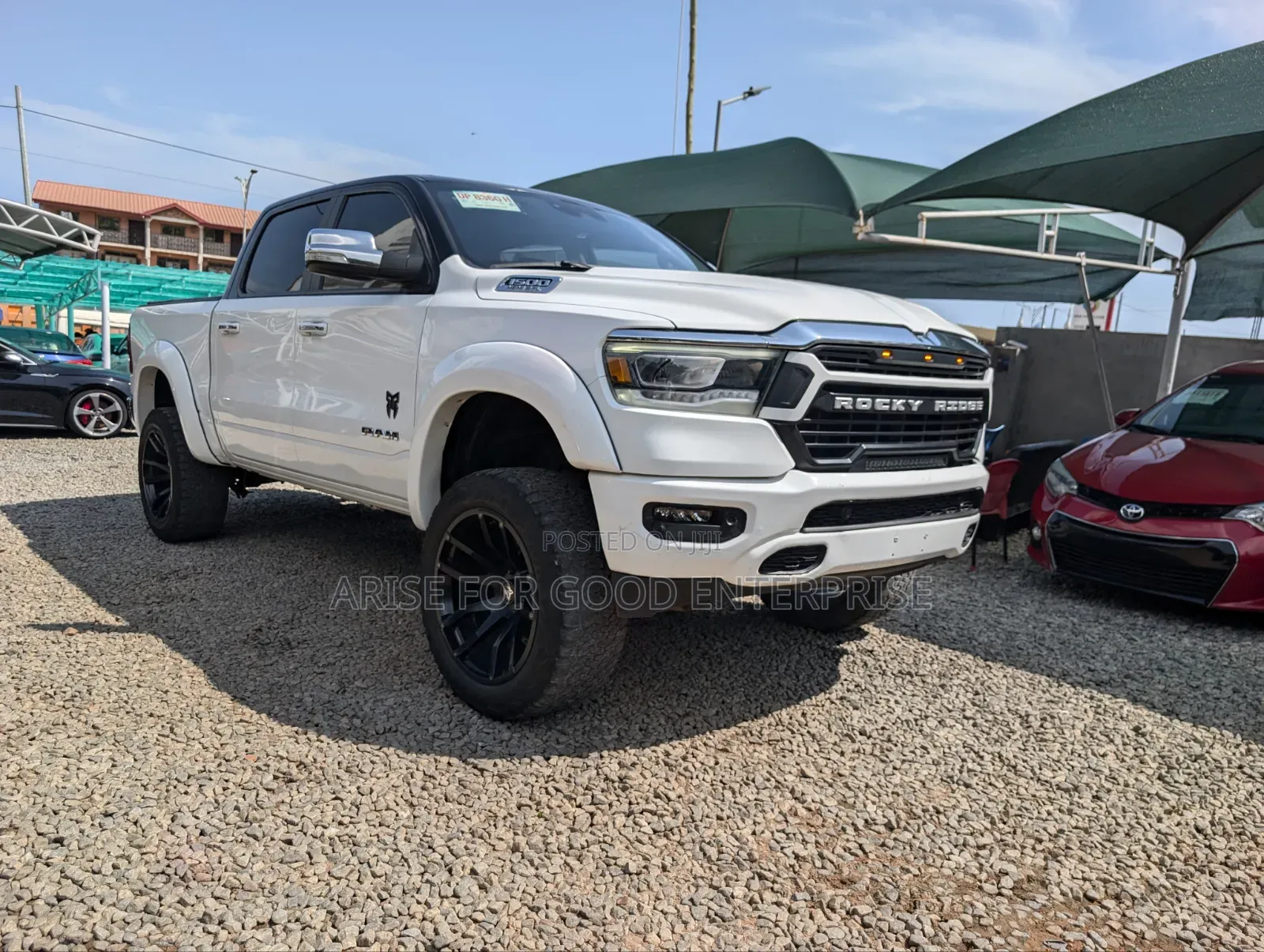 RAM 1500 2022 White