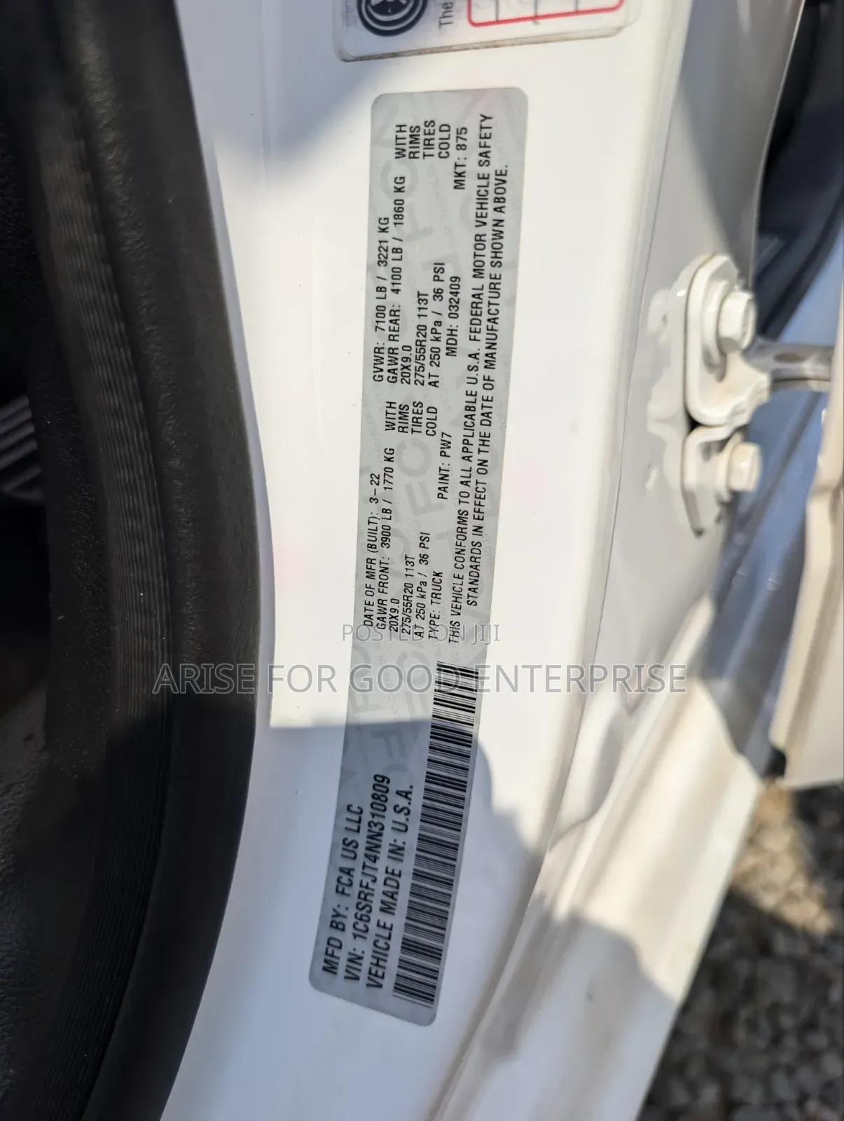 RAM 1500 2022 White