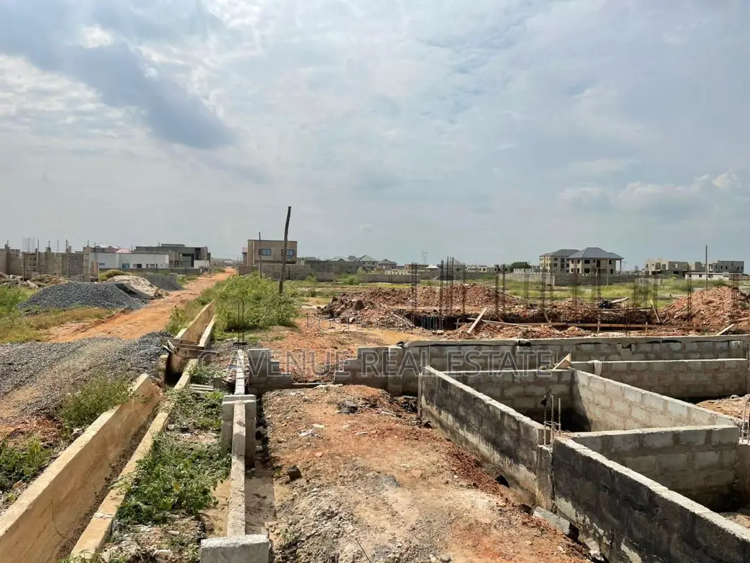 Beverly Hills, Com. 25 — Your Vision Deserves Premium Land