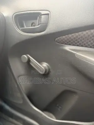 Toyota Yaris 1.3 2006 Blue
